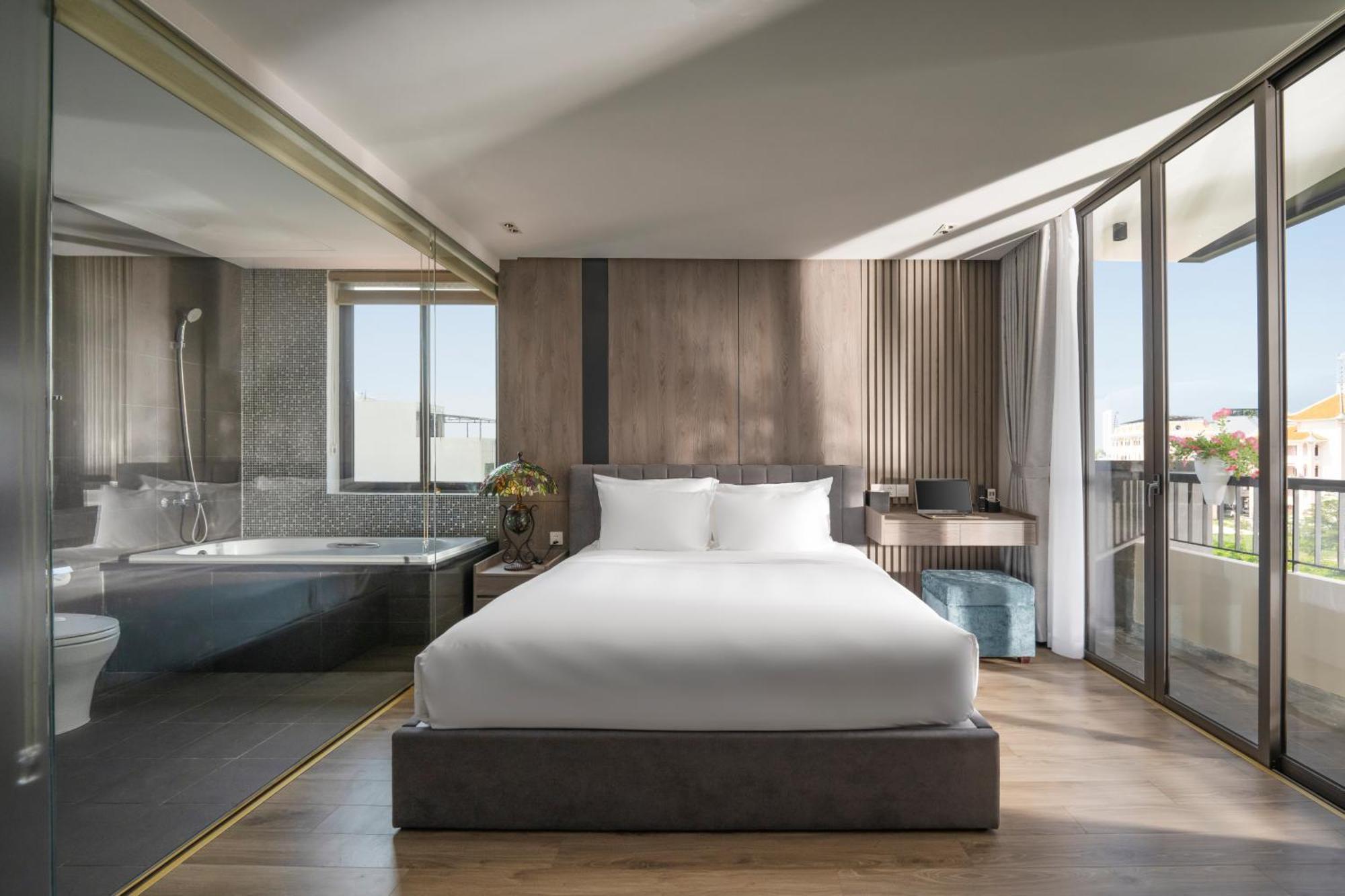 Tashi Ocean & - Free Gym Access Khách sạn 4*
